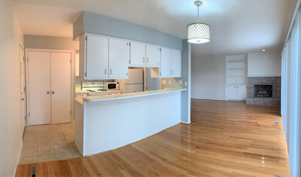 3212 Melody Lane dining room