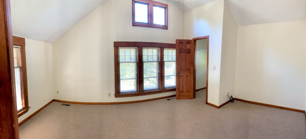 304 Rumsey bedroom