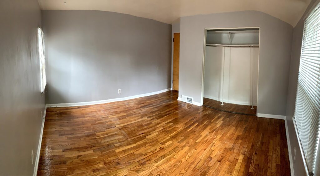 553 Gunson St bedroom