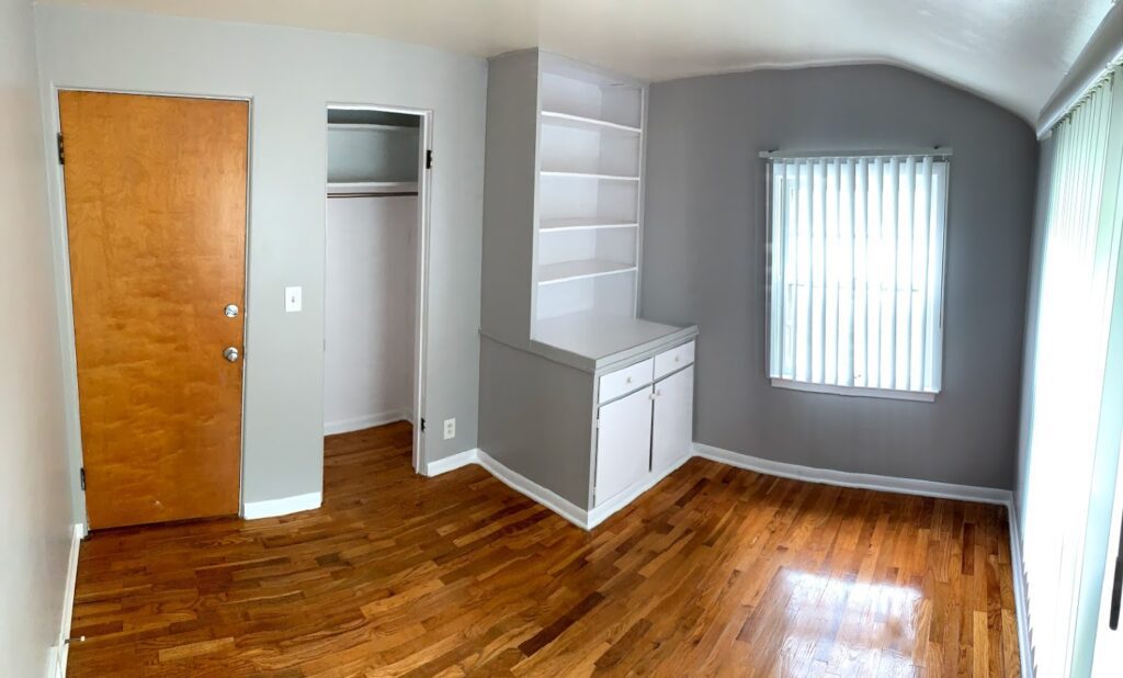 553 Gunson St bedroom