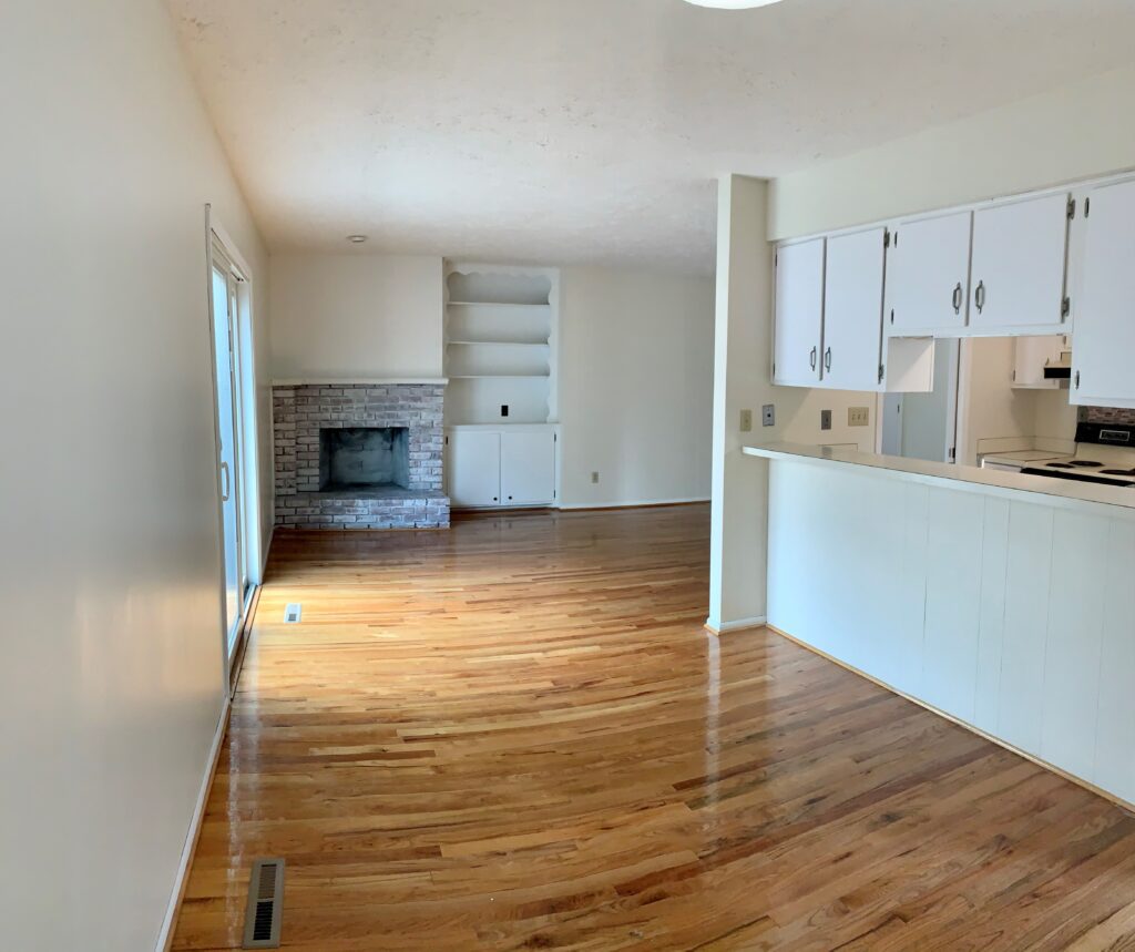 3214 Melody Lane dining room