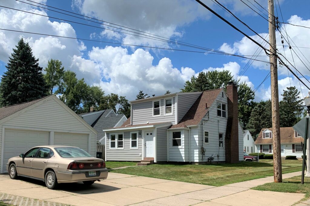 238 Durand St exterior