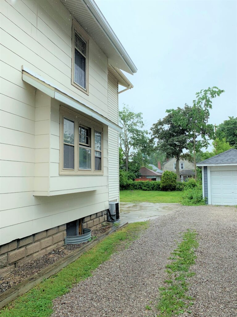304 Rumsey exterior drive