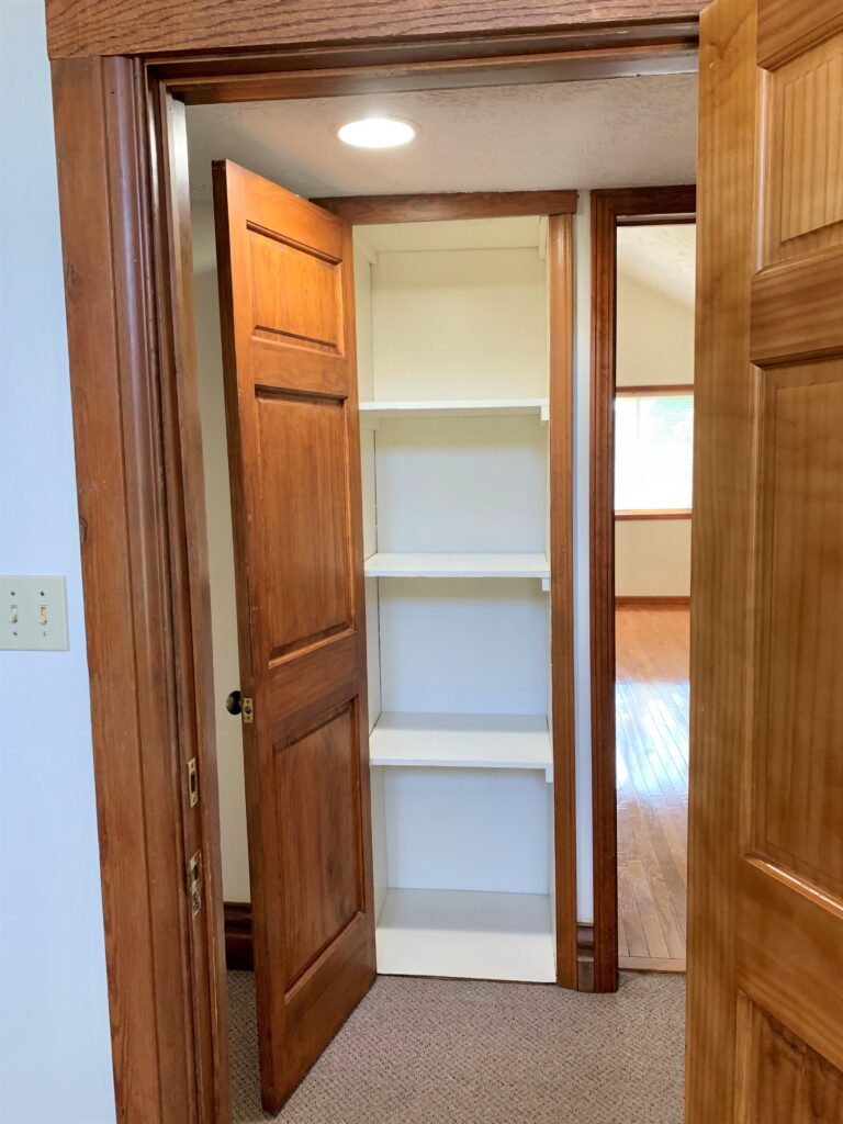 304 Rumsey closet